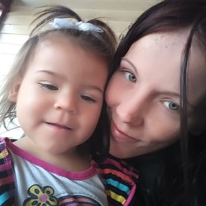 Meet your Posher, Dena